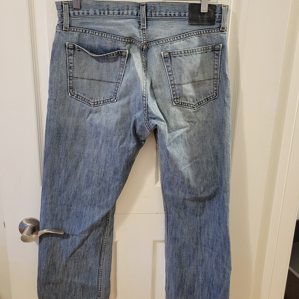 Men's Light Blue Jeans